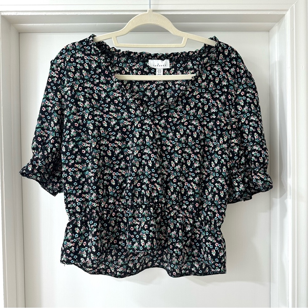 Topshop Black Floral 1/2 Sleeve Ruffle Blouse, Size 10 (Medium)